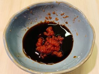 4、特制番茄酱煎豆腐,2勺醋