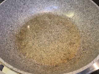 7、板栗炖排骨,冷锅热油