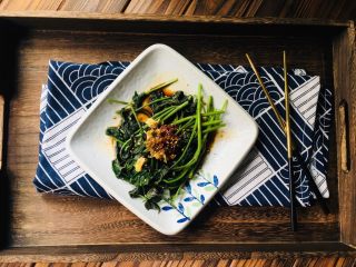 14、凉拌红薯叶,无污染无添加绿色食品。