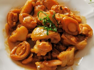 8、黄金小鲍鱼炆鸡(配靓汤套餐版),美味上碟,开饭????????????