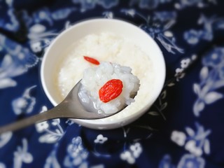 13、甜甜酒酿,撒点枸杞一起吃也不错