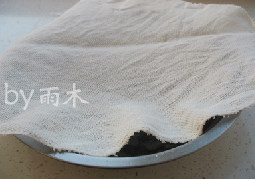 3、醉虾,用纱布盖在上面，大约30分钟