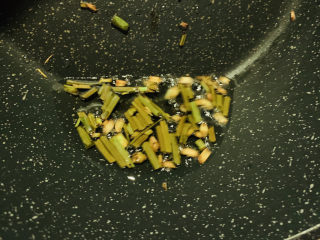 13、凉拌香干,关火