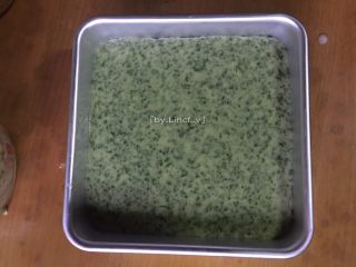 25、彩色皮冻,最后取出再倒入最后一种青色皮冻液