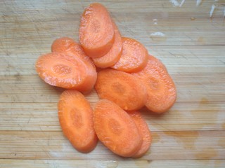 9、鲍鱼捞饭,胡萝卜切片