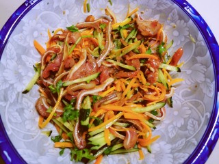 15、凉拌猪耳朵,拌一拌