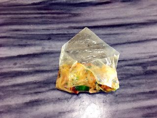 12、客家腐皮卷,左右折过来（如图）