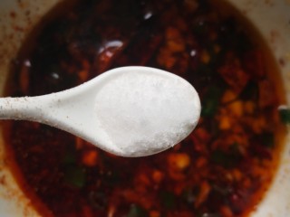 13、香辣藕片,少许盐