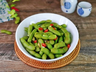 14、香辣毛豆,简单快手，好吃停不下来。