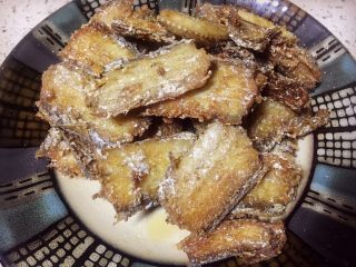 10、#吉祥年夜菜#代代有余双椒回锅带鱼,炸的很完美颜色漂亮而且全都很完整