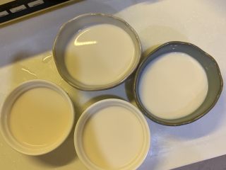 7、简易版双皮奶,分别装在每个碗里