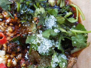 20、大吉大利香辣口水鸡,白糖适量。