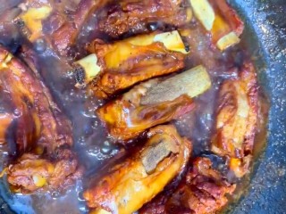 10、糖醋排骨,开盖大火收汁