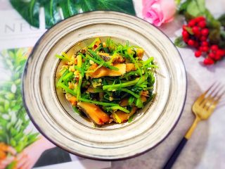 23、创意料理の香芹拌香螺,魏兄说，下酒一流，赞????????