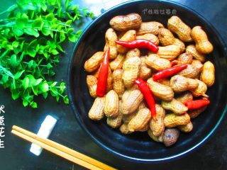 11、水煮花生,煮好的花生，搭配冰啤酒也是棒棒哒