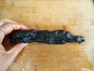 20、葵花籽酥―《舌尖上的中国3》中同款,让面团将油充分吸收。