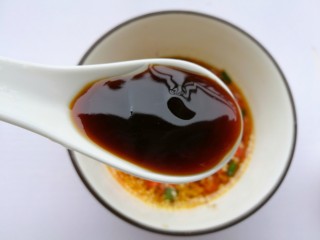 10、凉拌千张,1勺蚝油。