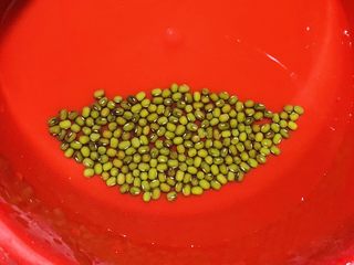 2、钵仔糕,绿豆也是呢。