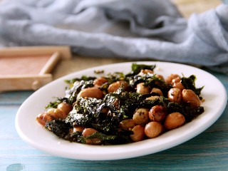 13、海苔花生米,装盘