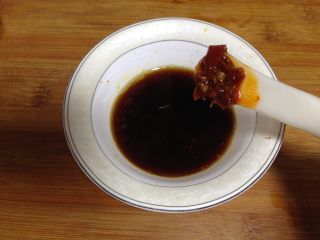 3、年味——凉拌菜圆葱拌肚丝,鲜辣酱