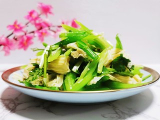 22、腐竹拌芹菜,成品图