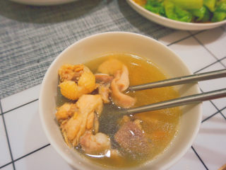 12、胡椒猪肚鸡,高压锅煮出来的汤美味，肉质也软❤️