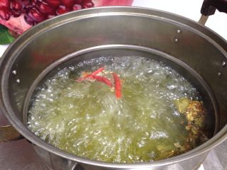 7、麻辣盐水毛豆,大火煮开10分钟