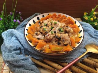 16、南瓜蒸排骨,成品图