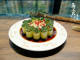15、凉拌黄瓜卷,成品图