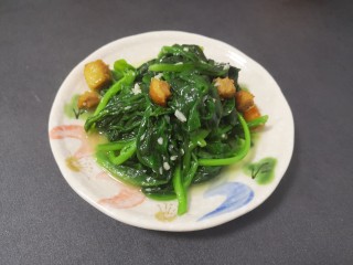 17、蒜泥木耳菜,成品