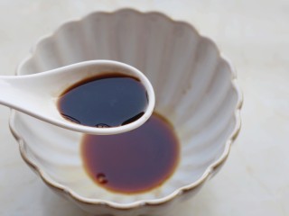 14、凉拌豆皮版花开富贵,1勺陈醋。