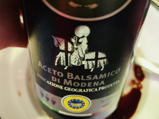 13、凉拌鸡胗,加葡萄醋；