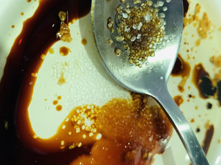 14、凉拌鸡胗,加少许白糖；