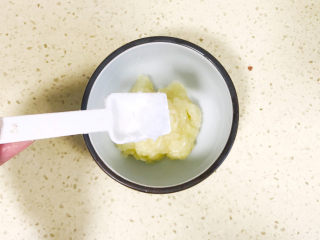 13、蒜泥黄瓜,加一勺盐