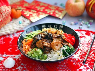 30、海鲜卤面,成品图。