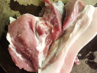 6、广式叉烧包,猪肉一定要有肥肉,不然瘦肉太干口感不好