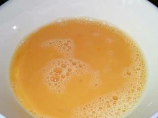 9、金福袋,搅打成蛋液