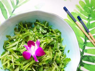 17、莴笋黄瓜芝麻菜,看上去就好好吃