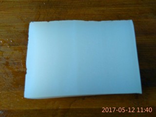 1、酸辣凉粉,凉粉一块