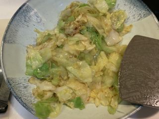 7、茄汁卷心菜,装出来待用