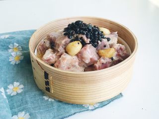 8、茶食之豆豉蒸排骨,侧面再来一张 是不是很有茶楼的感觉