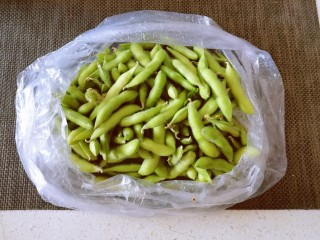 1、香辣毛豆,毛豆400克