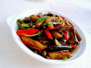 9、鱼香茄子,9. 成品图。