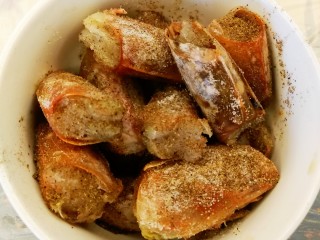 15、一虾三吃～阿根廷大红虾的花样吃法,虾头用椒盐和盐腌制十分钟左右