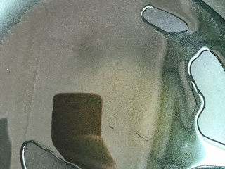 3、奶白鲫鱼豆腐汤,不粘锅放油