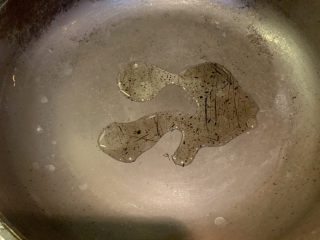 6、酸辣黄瓜条,冷锅热油