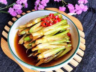 22、凉拌香菜根,这道凉拌香菜根非常独特，营养丰富，非常好吃的小菜~