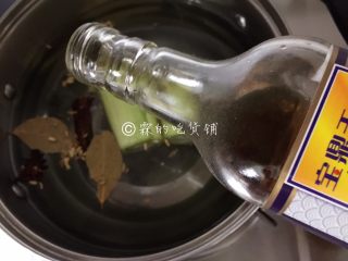 8、卤水鹅胗,料酒。