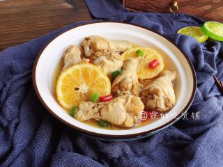 15、酸辣爽口的柠檬鸡翅根,完成。