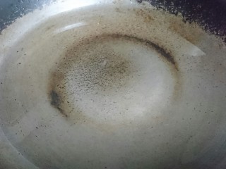 11、手撕鸡胸肉,大火烧水